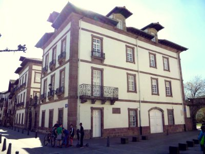Elizondo (Baztan) - Palacio Arizkunenea (Casa de Cultura de Baztan) 01