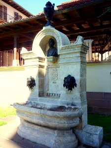 Elizondo (Baztan) - Fuentes 01