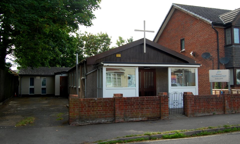 Elim Pentecostal Church, Nutbeem Road, Eastleigh (June 2019) (3)