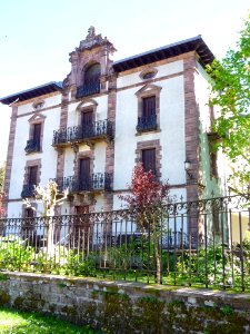 Elizondo (Baztan) - Casa Paularena 7
