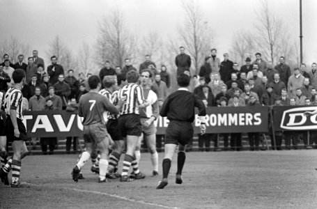 Elinkwijk tegen Sparta, spelers maken ruzie, Bestanddeelnr 918-9646