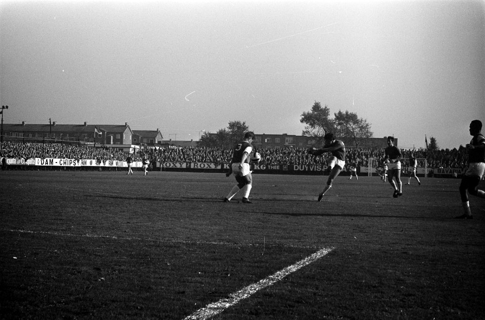 Elinkwijk tegen NEC 1-0., Bestanddeelnr 922-8853