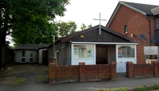 Elim Pentecostal Church, Nutbeem Road, Eastleigh (June 2019) (4)