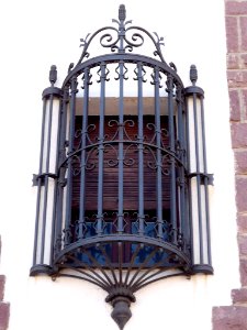 Elizondo (Baztan) - Ventanas y balcones 18