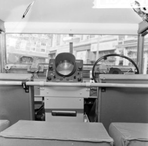 Elektronisch kompas gemonteerd in een auto, Bestanddeelnr 918-3079