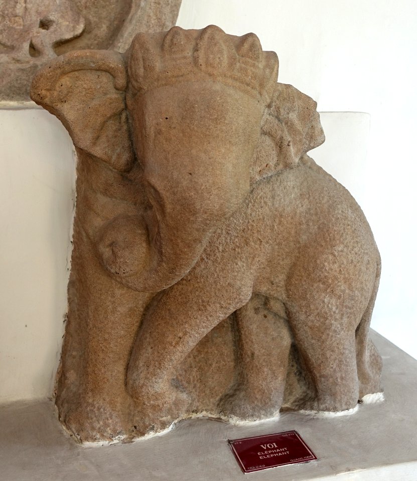 Elephant, Tra Kieu, 10th century, Quang Nam - Museum of Cham Sculpture - Danang, Vietnam - DSC01546