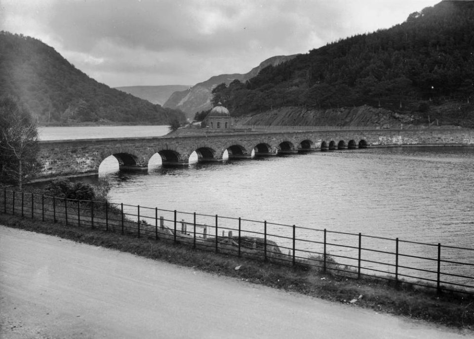 Elan Valley reservoir (1294122)