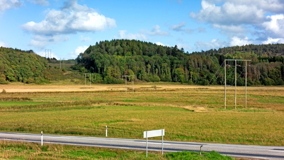 Electricity pylons in Färlev 2