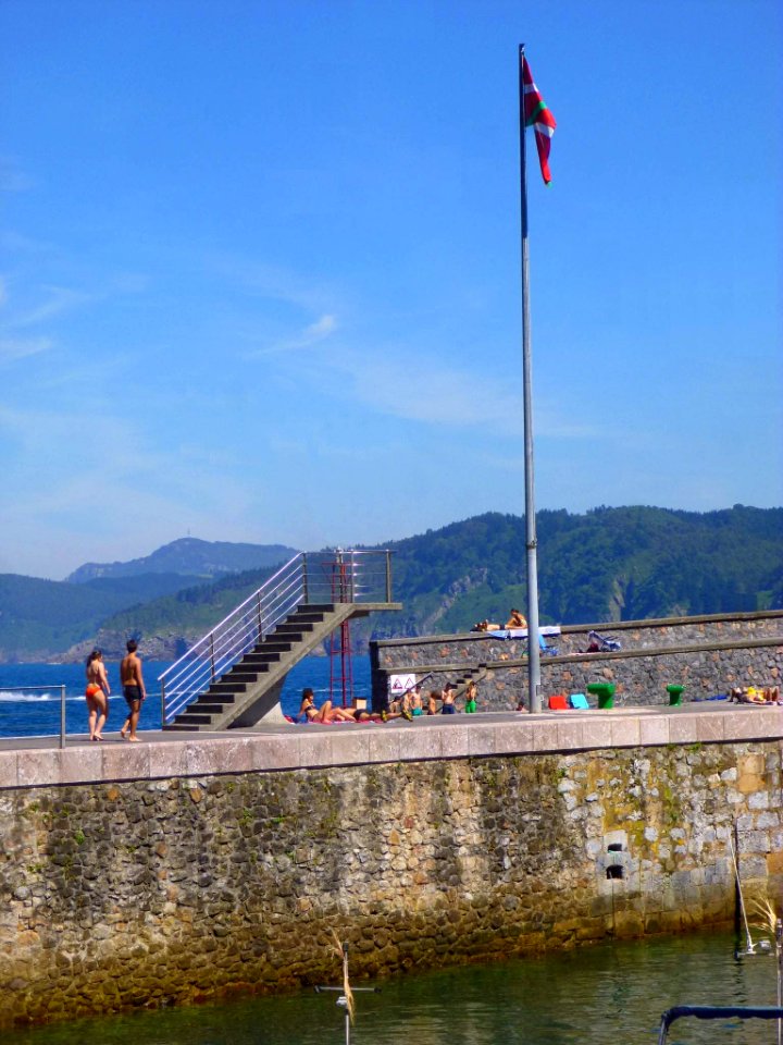 Elanchove - Puerto 10