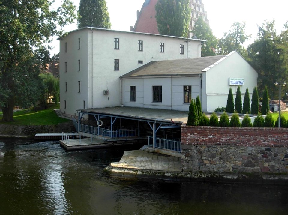 Elektrownia wodna Kujawska z kładki