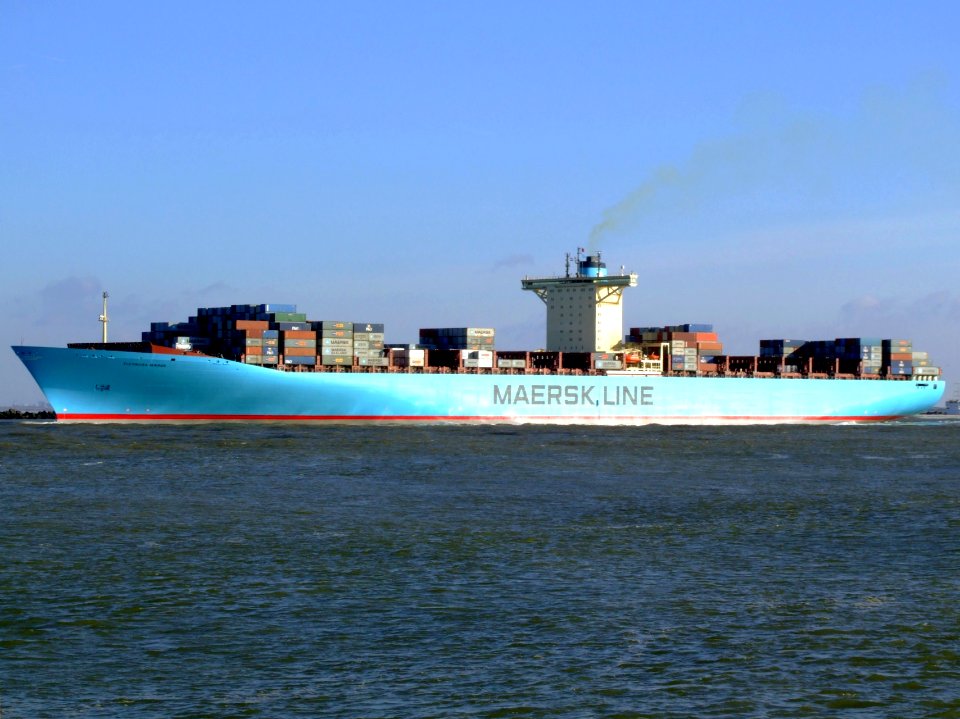 Eleonora Maersk p3 9321500, leaving Port of Rotterdam, Holland 25-Jan-2007