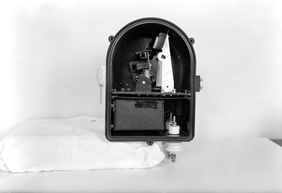 Elektrische weide-afrastering afrasteringstoestel panningsgever (merk Nervus de, Bestanddeelnr 256-0571