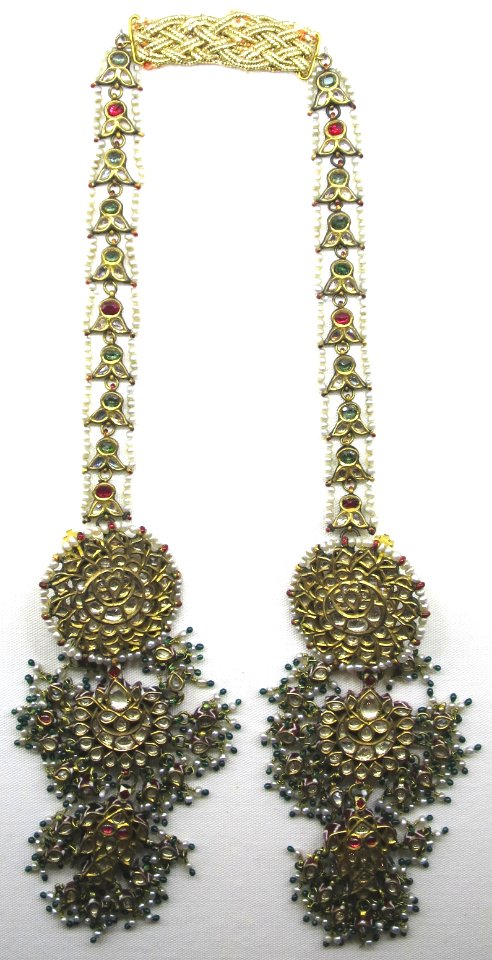 Ear ornaments from Delhi, Doris Duke Foundation for Islamic Art accession 57.59