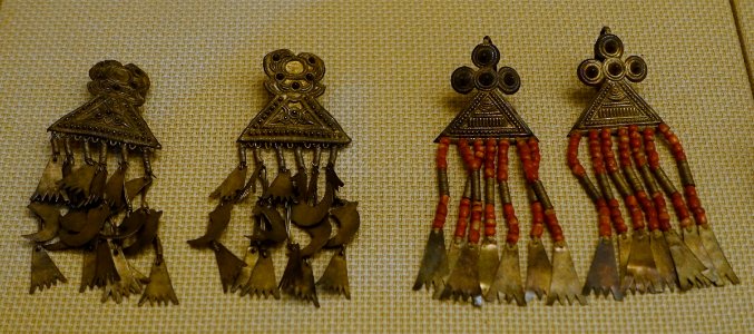 Ear decorations, Yi people, China, Qing dynasty, 1644-1911 AD, silver - Sichuan Provincial Museum - Chengdu, China - DSC04680
