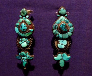 Ear ornaments, Tibet, early 20th century, turquoise, silver - Fernbank Museum of Natural History - DSC00067