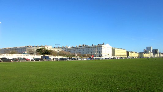 East Side of Adelaide Crescent, Kingsway, Hove (NHLE Code 1298665) (January 2017) (2)