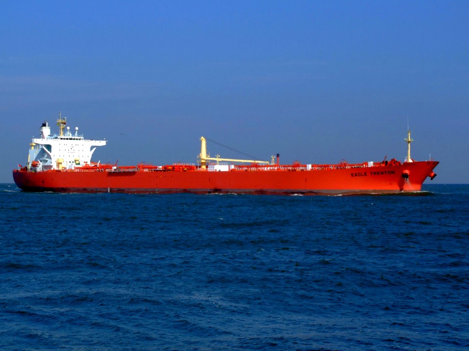 Eagle Trenton p08 approaching Port of Rotterdam, Holland 19-Apr-2007