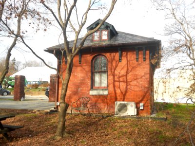Eastern Centennial Comfort Station from S