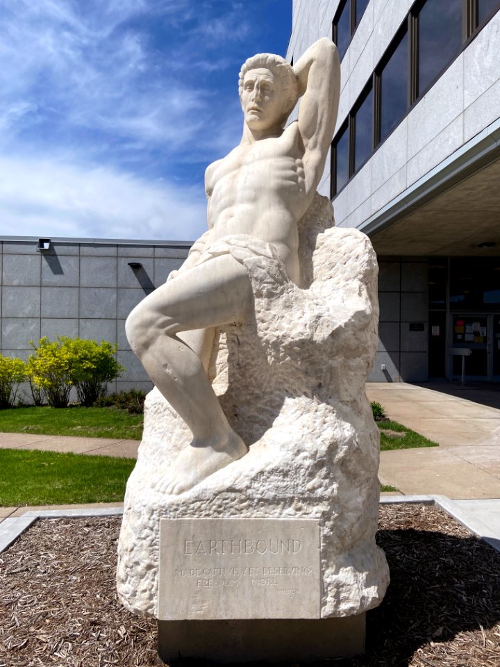 Earthbound Monument-front