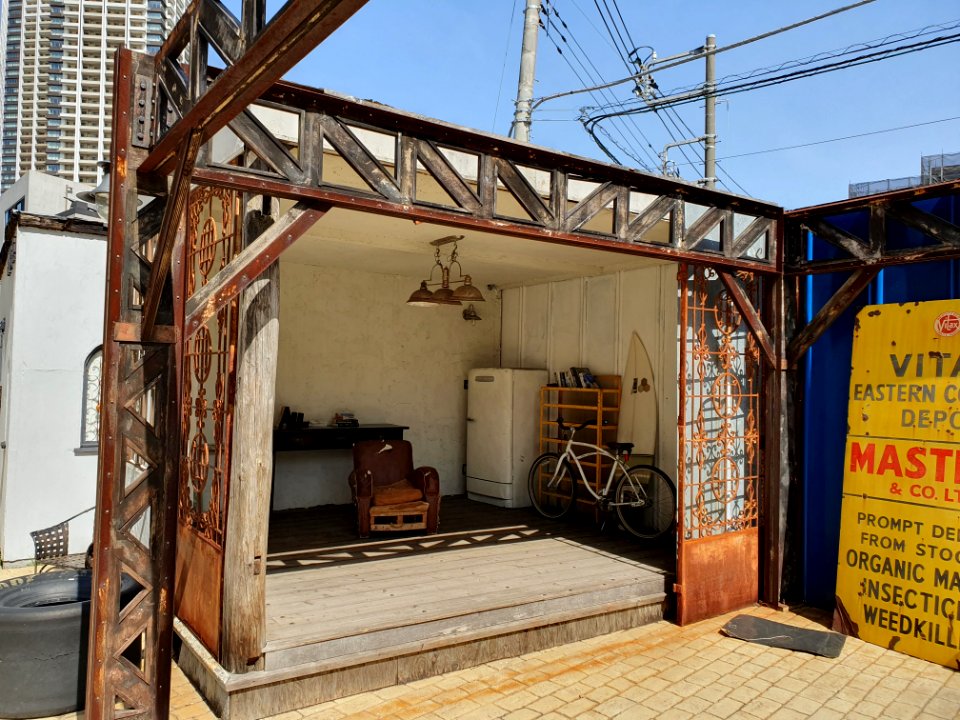 Ease Studio's "South Side Park", a decor for photoshoots 6