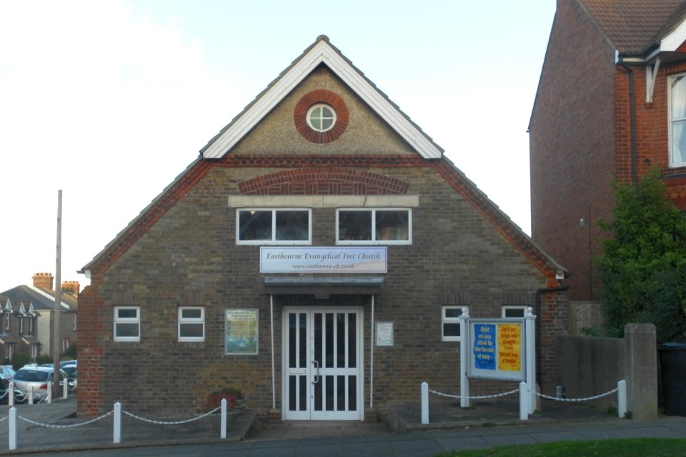 Eastbourne Evangelical Free Church, Victoria Drive, Old Town, Eastbourne (October 2012) (4)