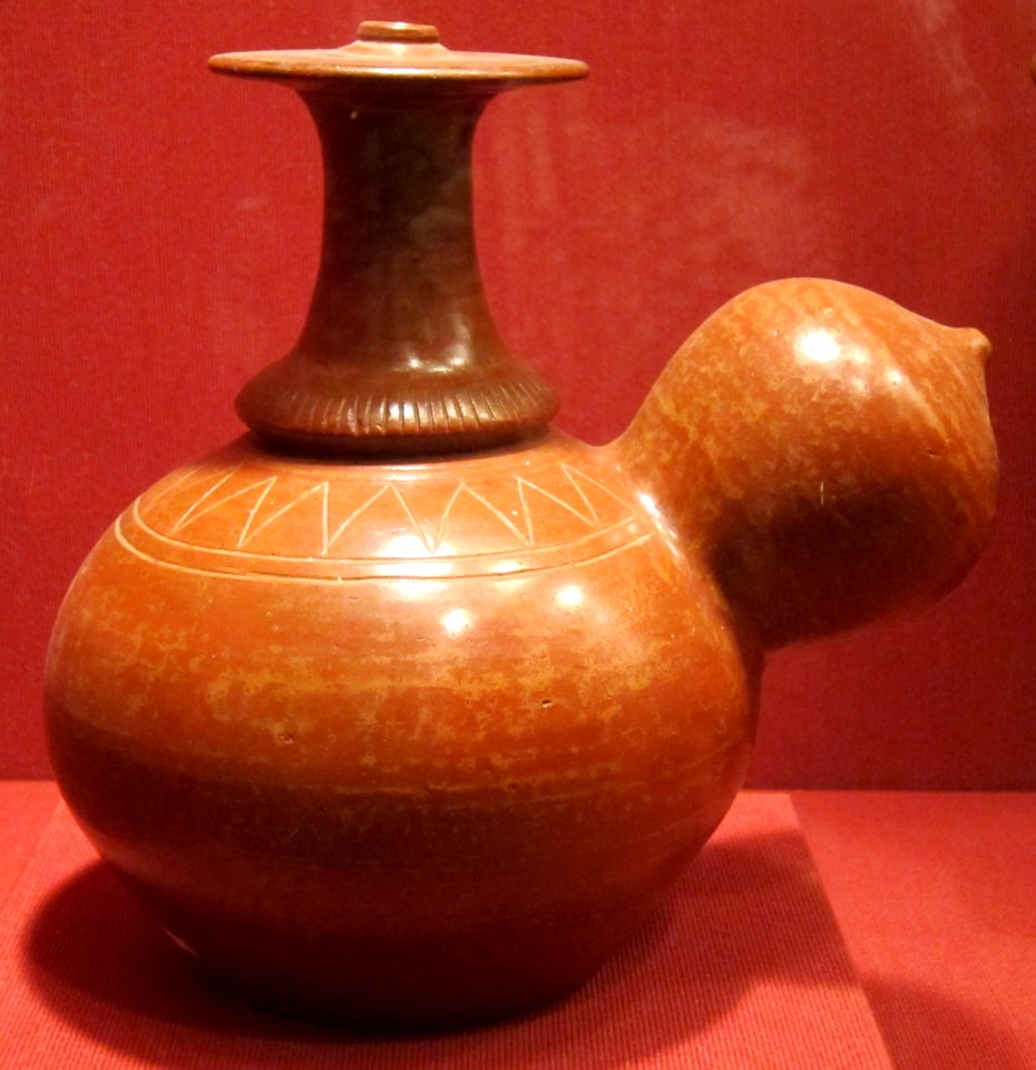 Earthenware kendi, Java, Majapahit, 13th-15th century, Honolulu Museum of Art I