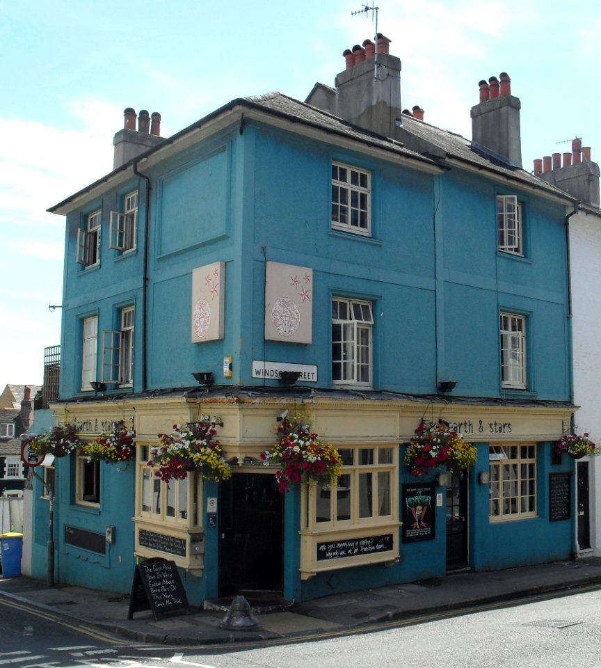 Earth and Stars Pub, Windsor Street, North Laine, Brighton (July 2010)