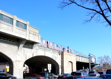 Eastbound 7 train 46 St jeh