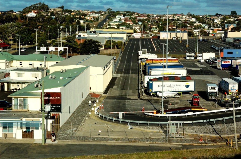 East-Devonport-port-20070225-014