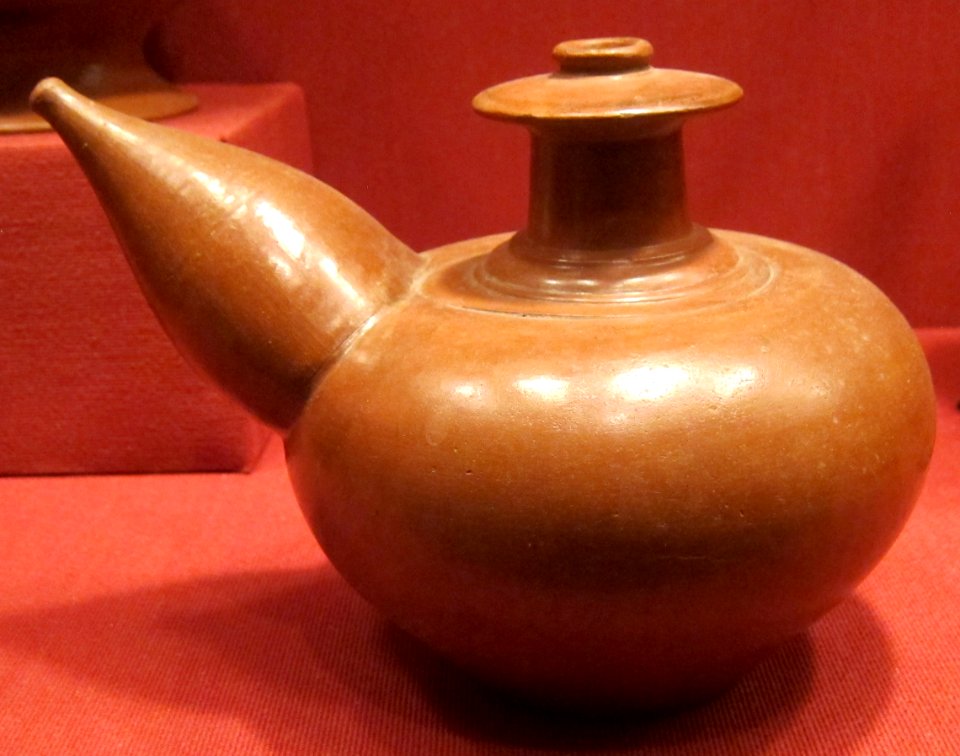 Earthenware kendi, Java, Majapahit, 13th-15th century, Honolulu Museum of Art III