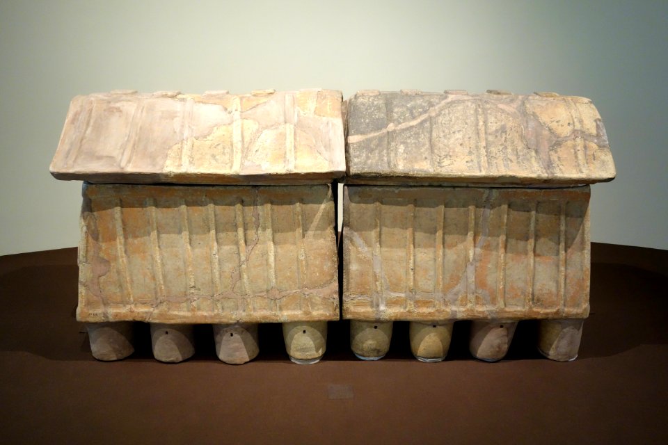 Earthen Coffin, Kofun (Asuka) period, 7th century, from Hirafuku, Mimasaka-shi, Okayama - Tokyo National Museum - DSC06435