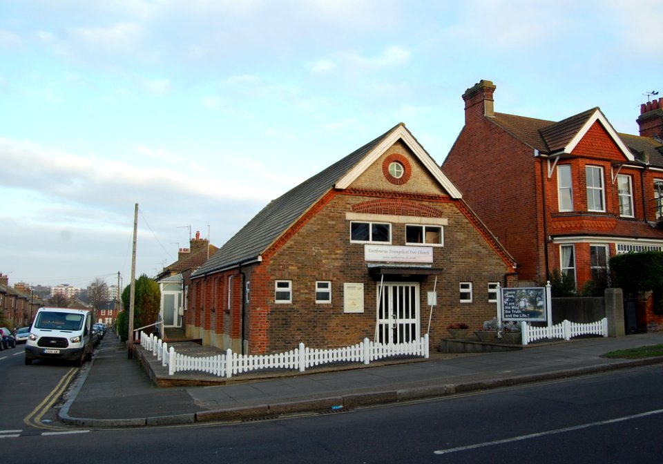 Eastbourne Evangelical Free Church, Victoria Drive, Old Town, Eastbourne (February 2019) (3)