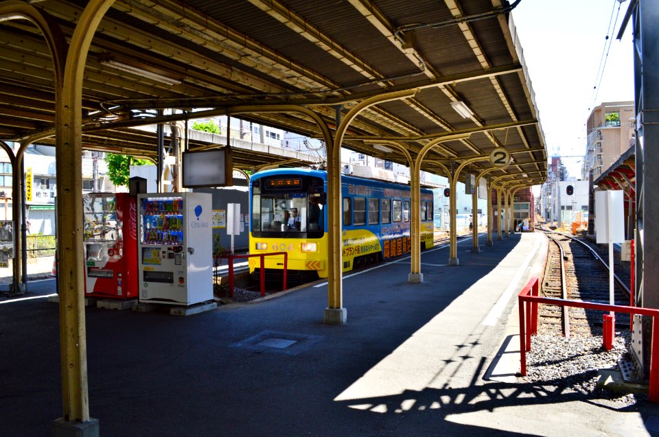 Ebisucho Station (Hankai line), platform