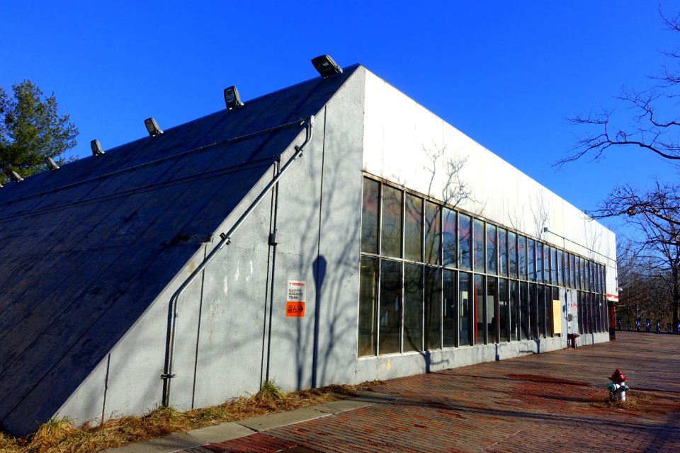 East headhouse at Alewife station (1), December 2018