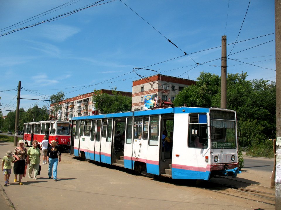 Dzerzinsk tram 090 20070629 253 ulitsa Tereshkovoj