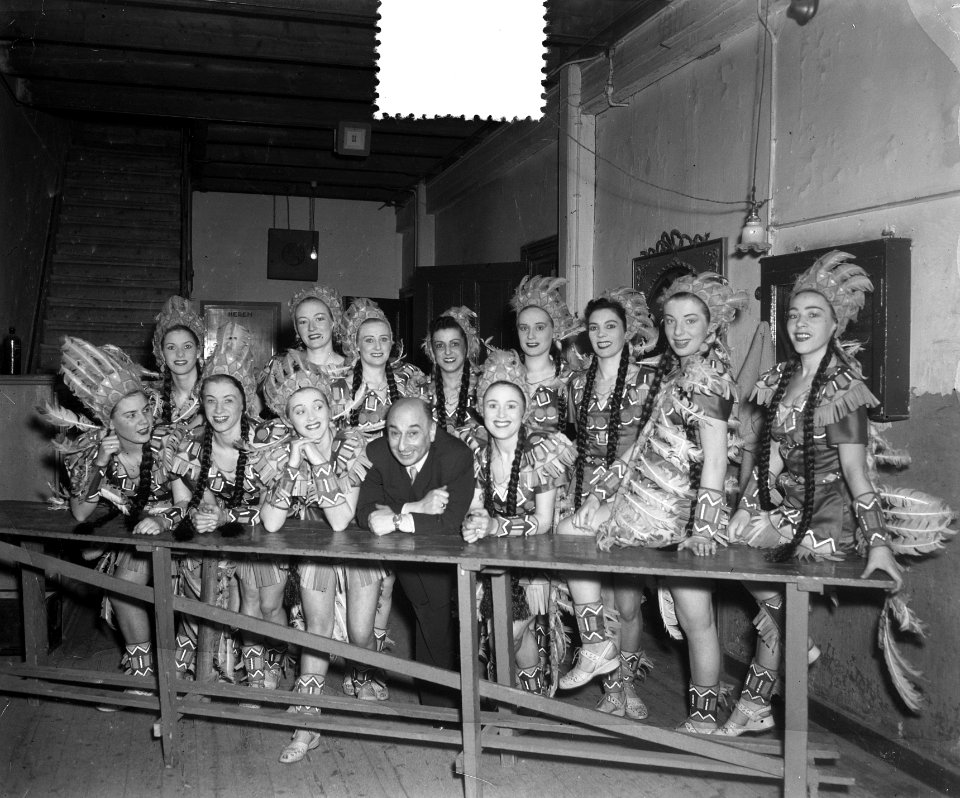 E. Franklyn 3 januari 1952 50 jaar balletmeester, Bestanddeelnr 904-9028