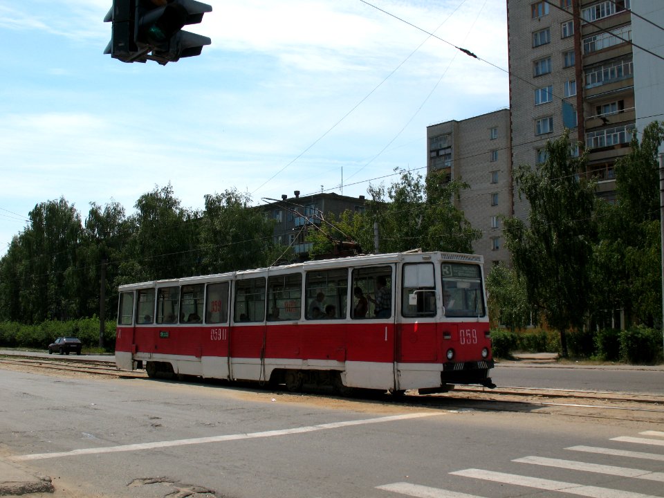 Dzerzinsk tram 059 20070629 208 ulitsa Gajdara