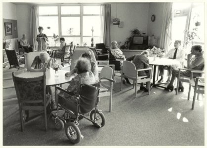 Eén van de dagverblijven van verpleeghuis Overspaarne. NL-HlmNHA 54015440