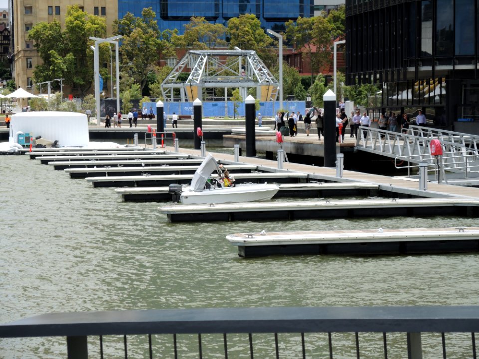 E37 Elizabeth Quay (1Feb2016) 35