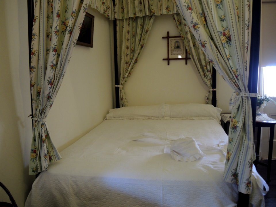 E37 Woodbridge House (April 2019) 19