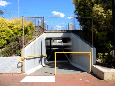 E37 Bayswater Station (October 2020) 32
