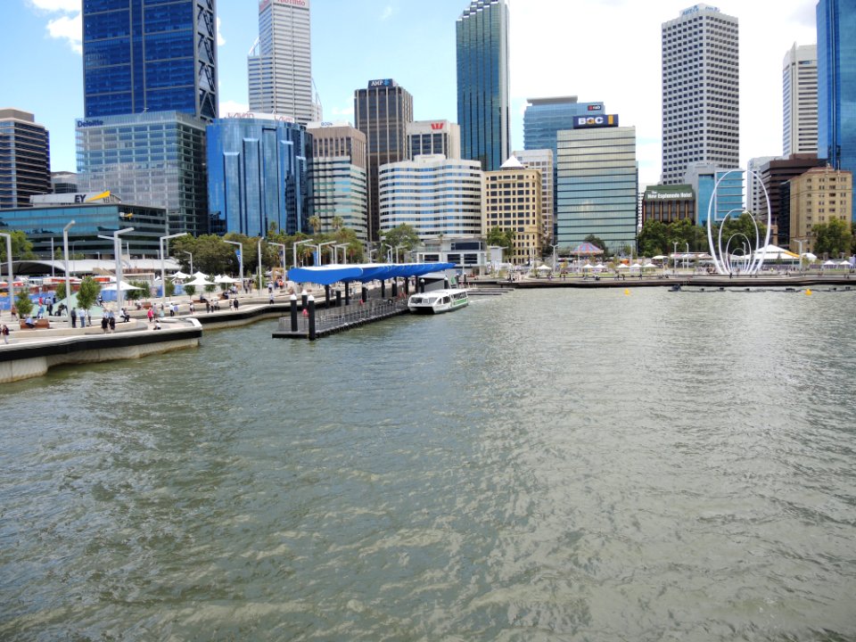 E37 Elizabeth Quay (1Feb2016) 17