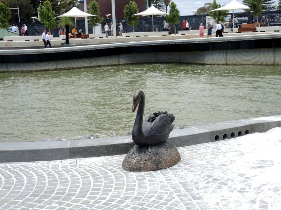 E37 Elizabeth Quay (1Feb2016) 38