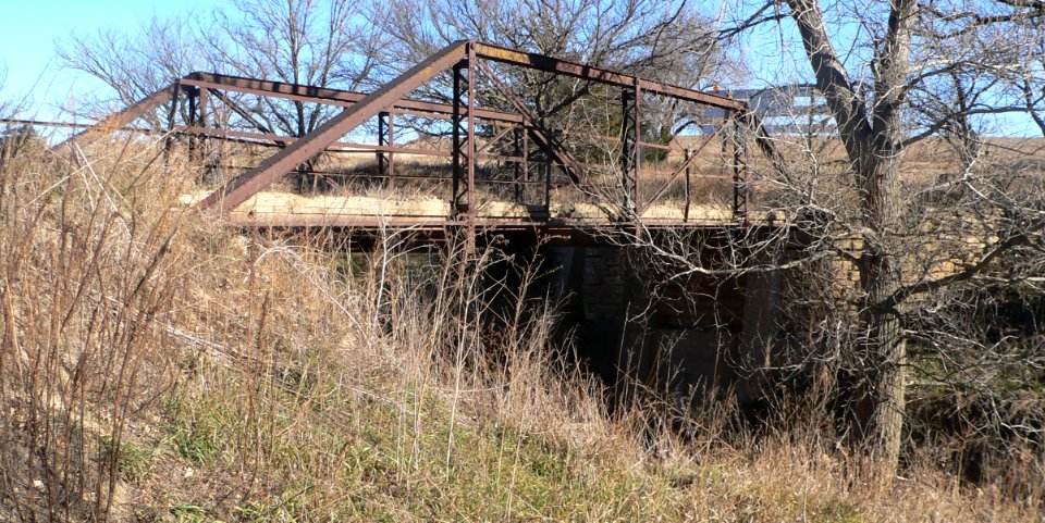 E Fork Wolf Creek bridge, 290 Dr, from SW 1