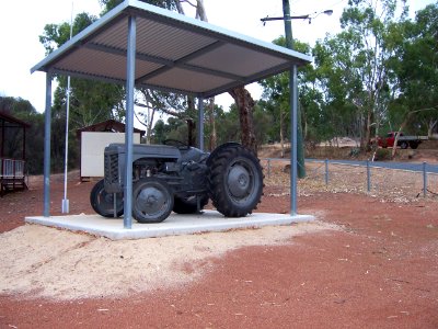 E37 Clackline railway museum - Massey Ferguson tractor 1
