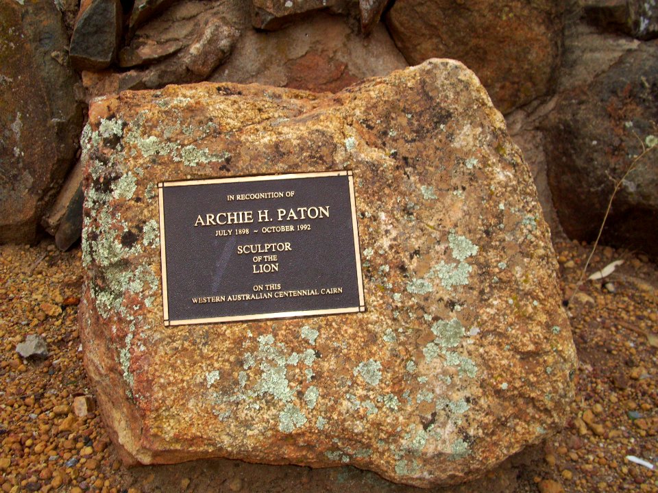 E37 Clackline Lion Park - Archie H Paton plaque