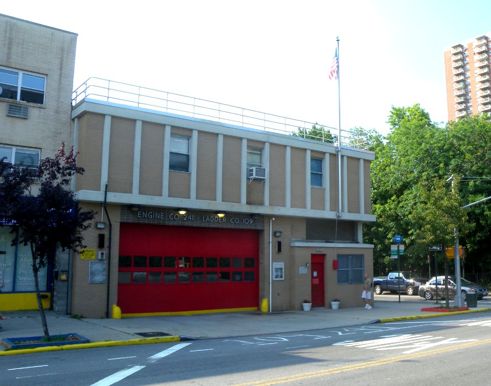 E241 L109 3d Av Wakeman jeh