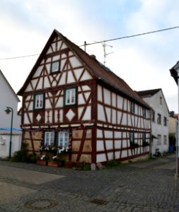 Eddersheim, Backesstraße 3