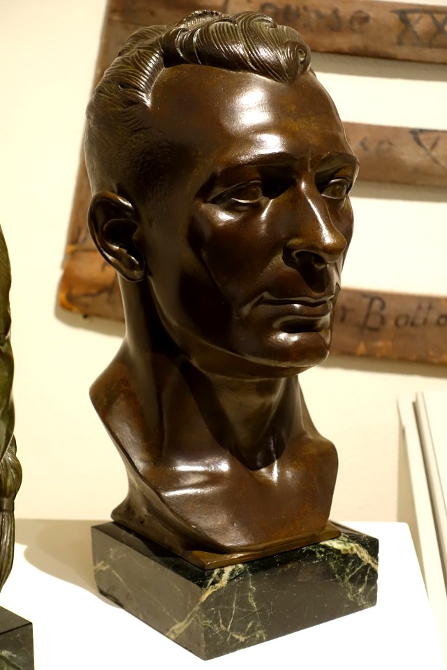 Eddie Stephanio by George Demetrios, c. 1950, bronze - Cape Ann Museum - Gloucester, MA - DSC01324