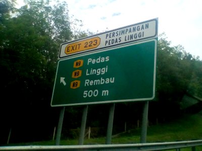 E2, Pedas Linggi Interchange (Exit 223) 01